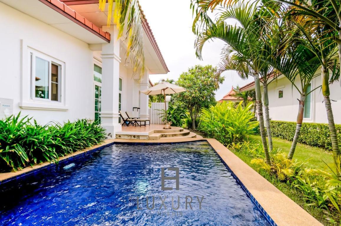 Bali Style 2 Bedroom With Pool - B99 Hébergement de vacances *