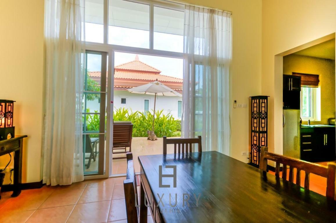 Bali Style 2 Bedroom With Pool - B99 Hébergement de vacances Hua Hin
